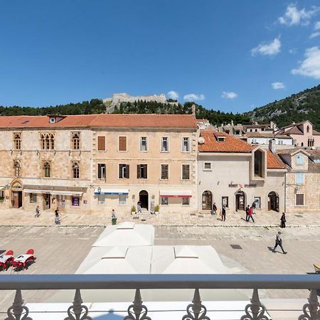 Apartments Villa Tudor 2 Đảo Hvar Ngoại thất bức ảnh